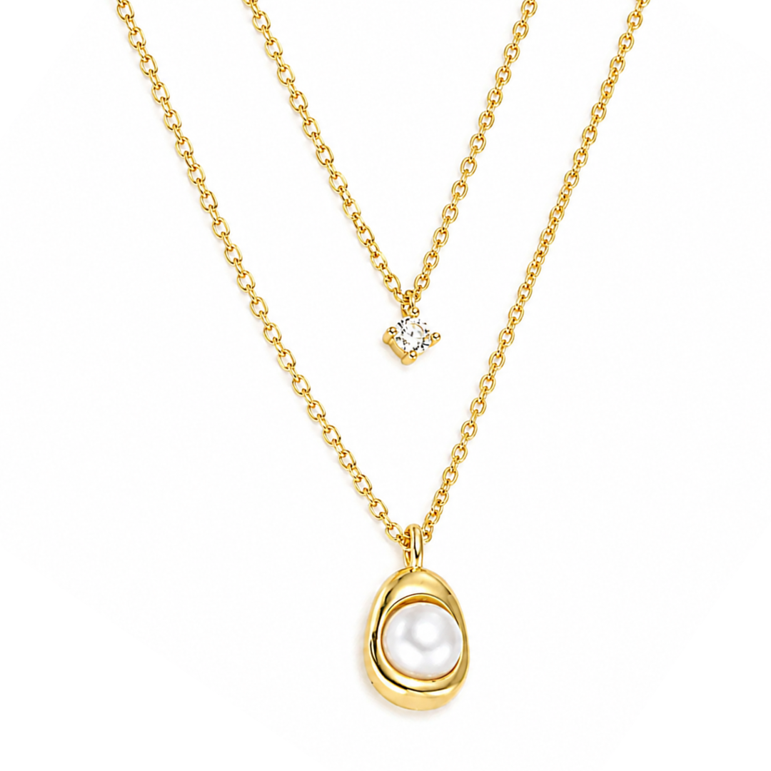 Teardrop pearl necklace
